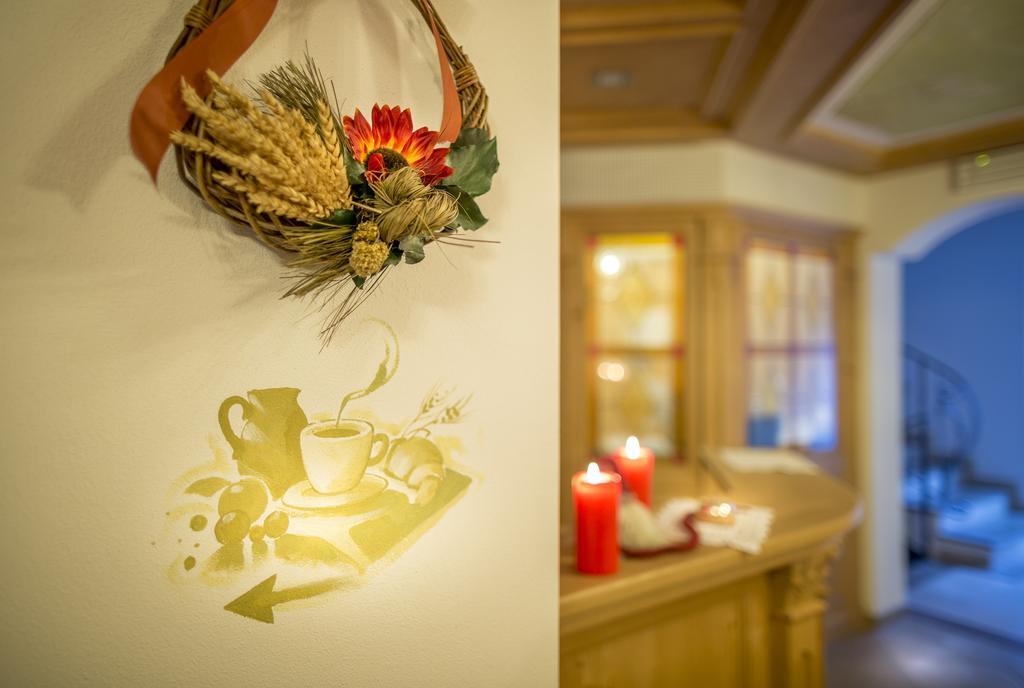 Garni Pra Fiori Hotel Campitello di Fassa Exterior photo
